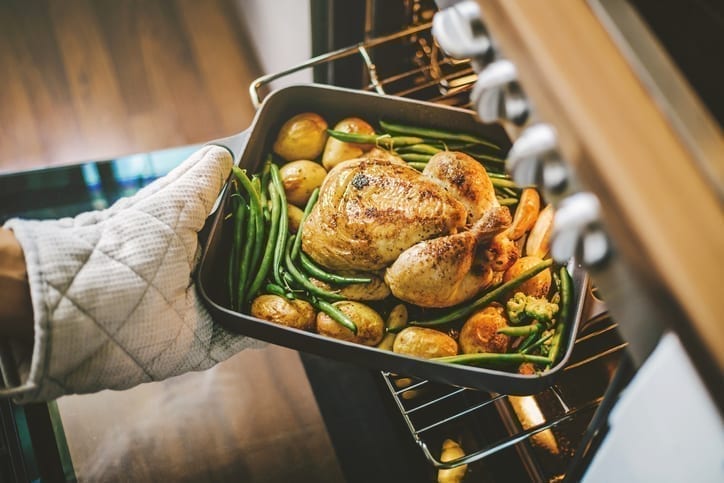 5 Handy Tips to Keep Your Oven Clean During Cooking - Delishably