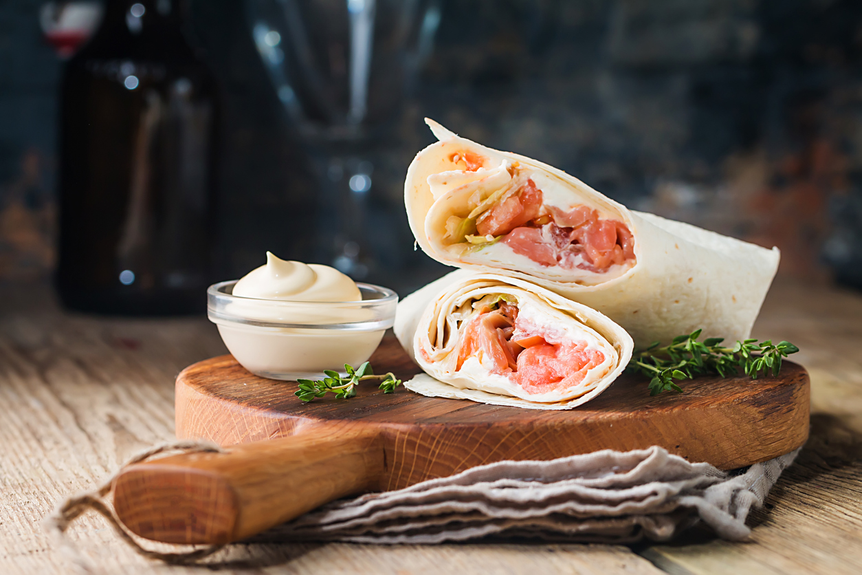 how to make a salmon burrito